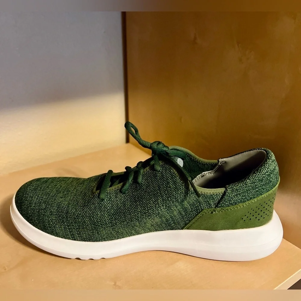 Kizik Green Slip-On Madrid Sneakers size men’s 10 women’s 11.5